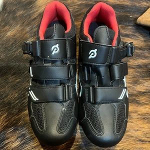 Peloton Cycling Shoes NEW Size 7